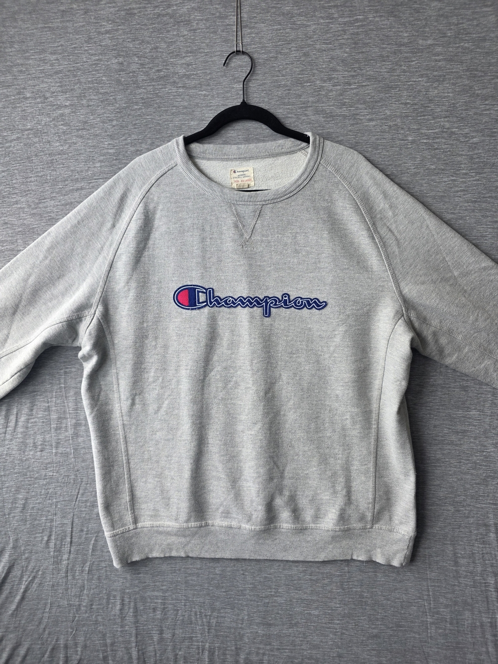 Champion Authentic Athletic Apparel Gray Embroidered Logo Sweatshirt XXL Y2K